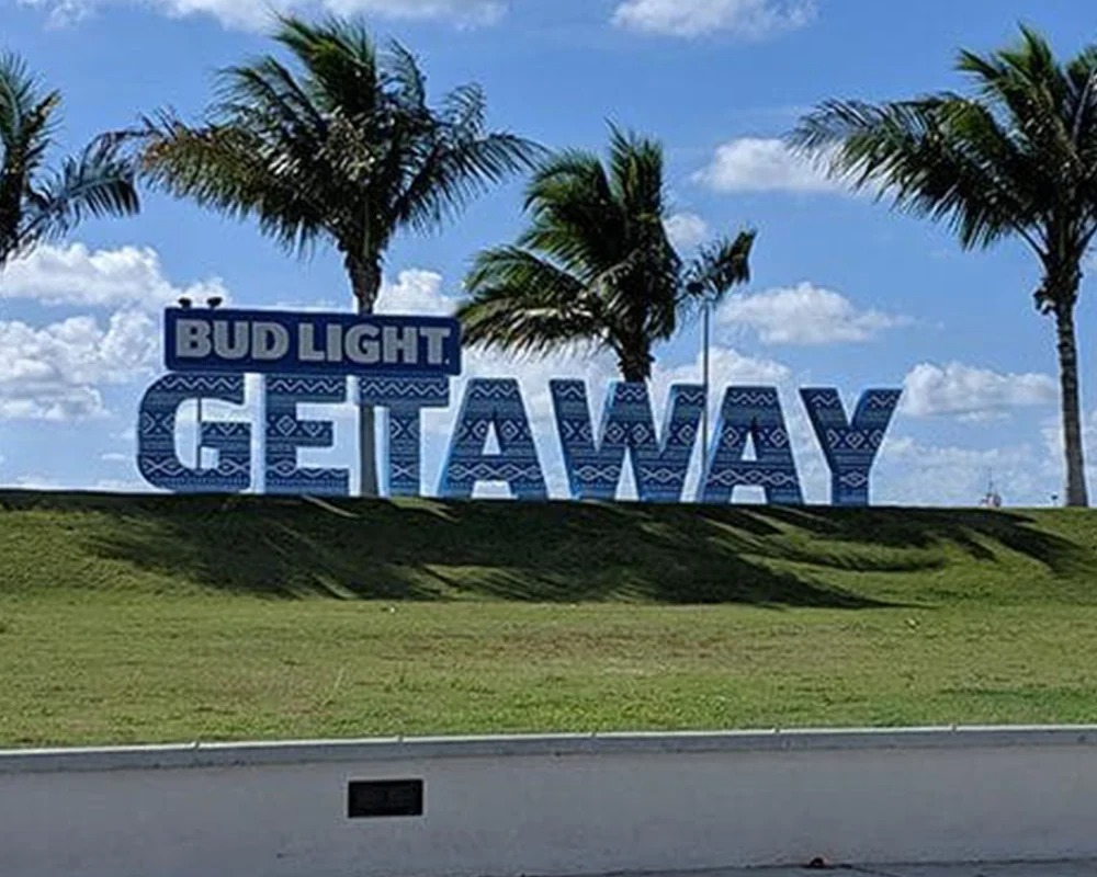 bud light getaway custom dimensional signage